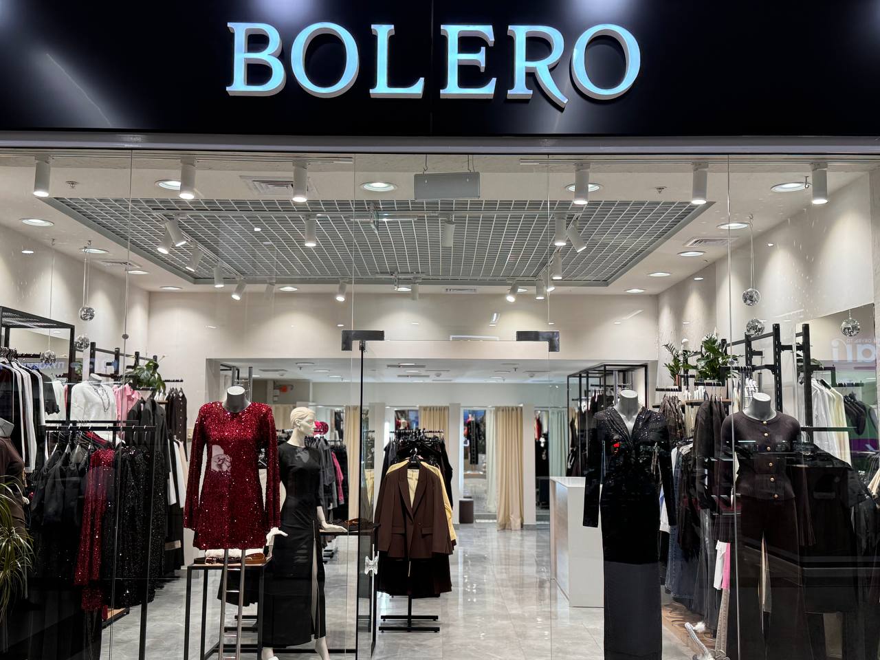 В ТРЦ "Южный" открылся магазин женской одежды "Bolero"